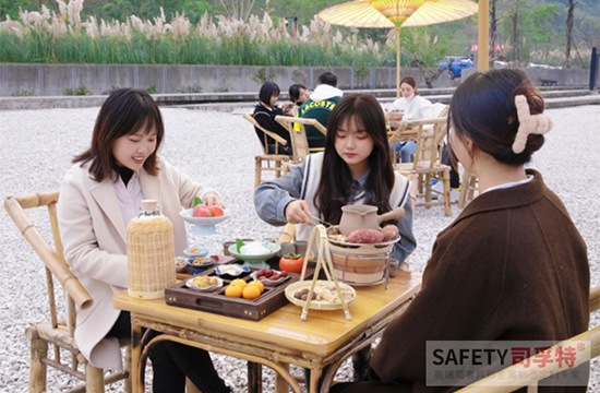 圍爐煮茶：茶是關(guān)鍵，這兩類茶不適合煮[圍爐茶桌，自制圍爐]