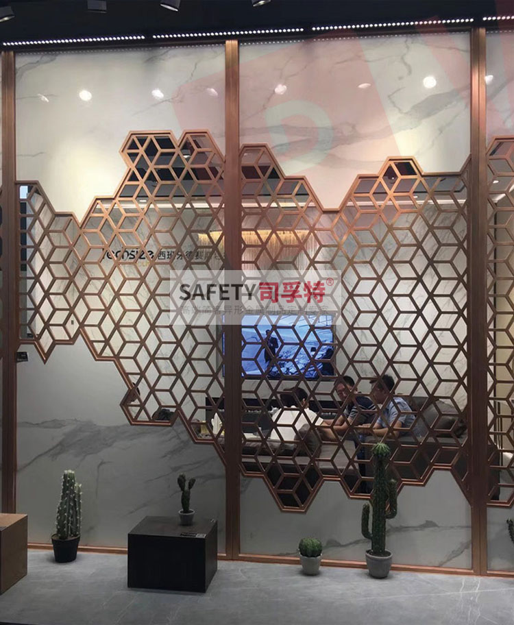 高端定制 | 最流行的金屬屏風(fēng)【不銹鋼屏風(fēng)】(圖5) 高端定制 | 最流行的金屬屏風(fēng)【不銹鋼屏風(fēng)】(圖5)