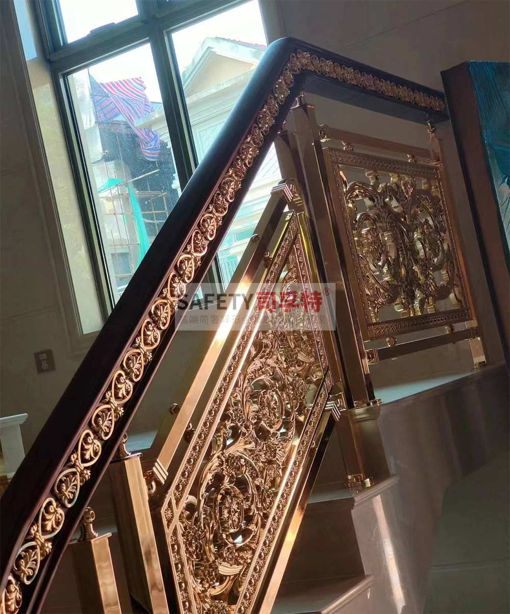銅藝樓梯扶手：結(jié)構(gòu)獨(dú)特，造型優(yōu)美，堅固耐用[司孚特銅藝護(hù)欄，銅樓梯扶手](圖5)